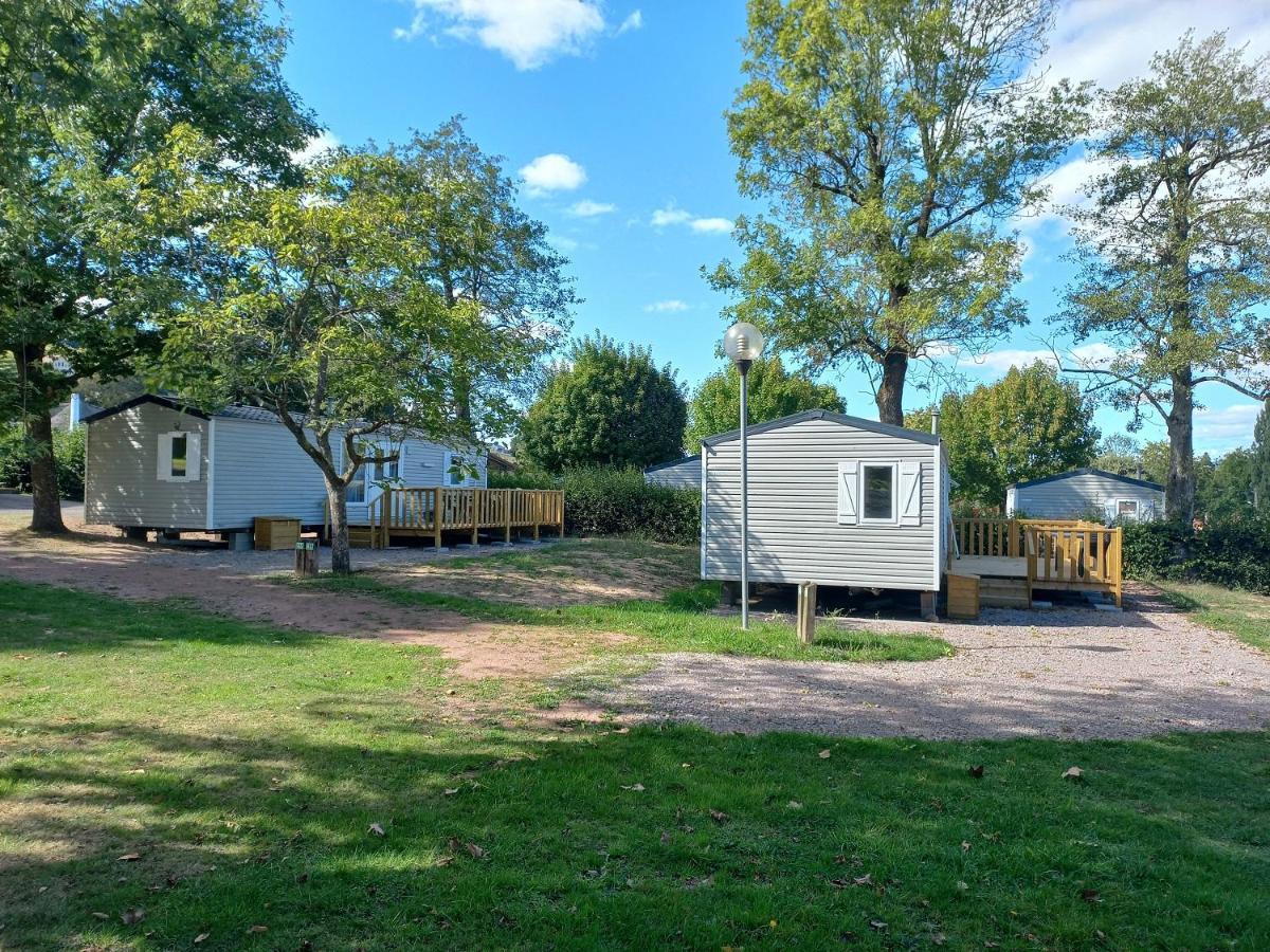 Camping Les Feuilles Chauffailles エクステリア 写真
