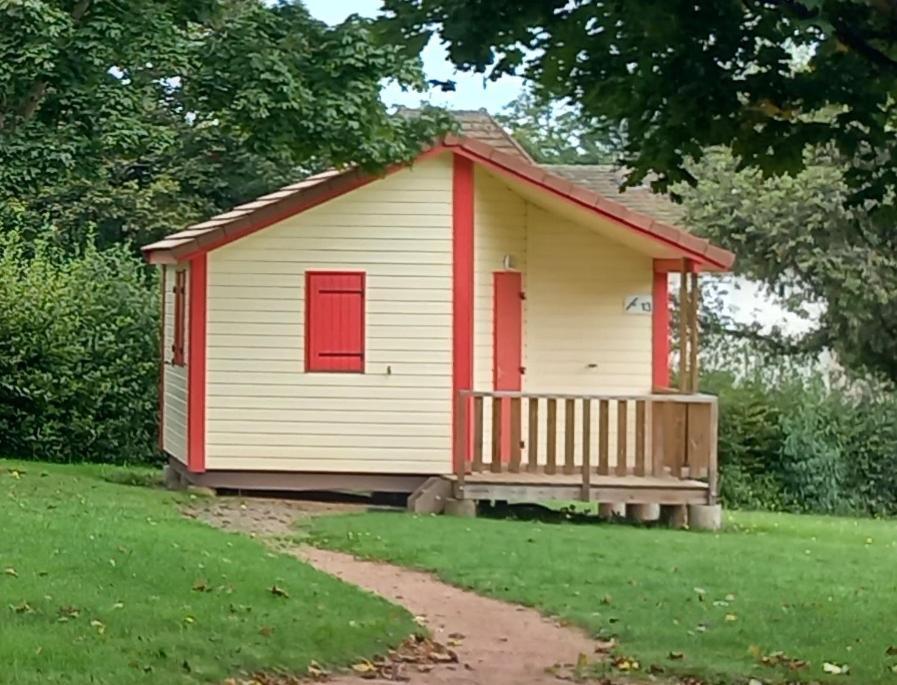 Camping Les Feuilles Chauffailles エクステリア 写真