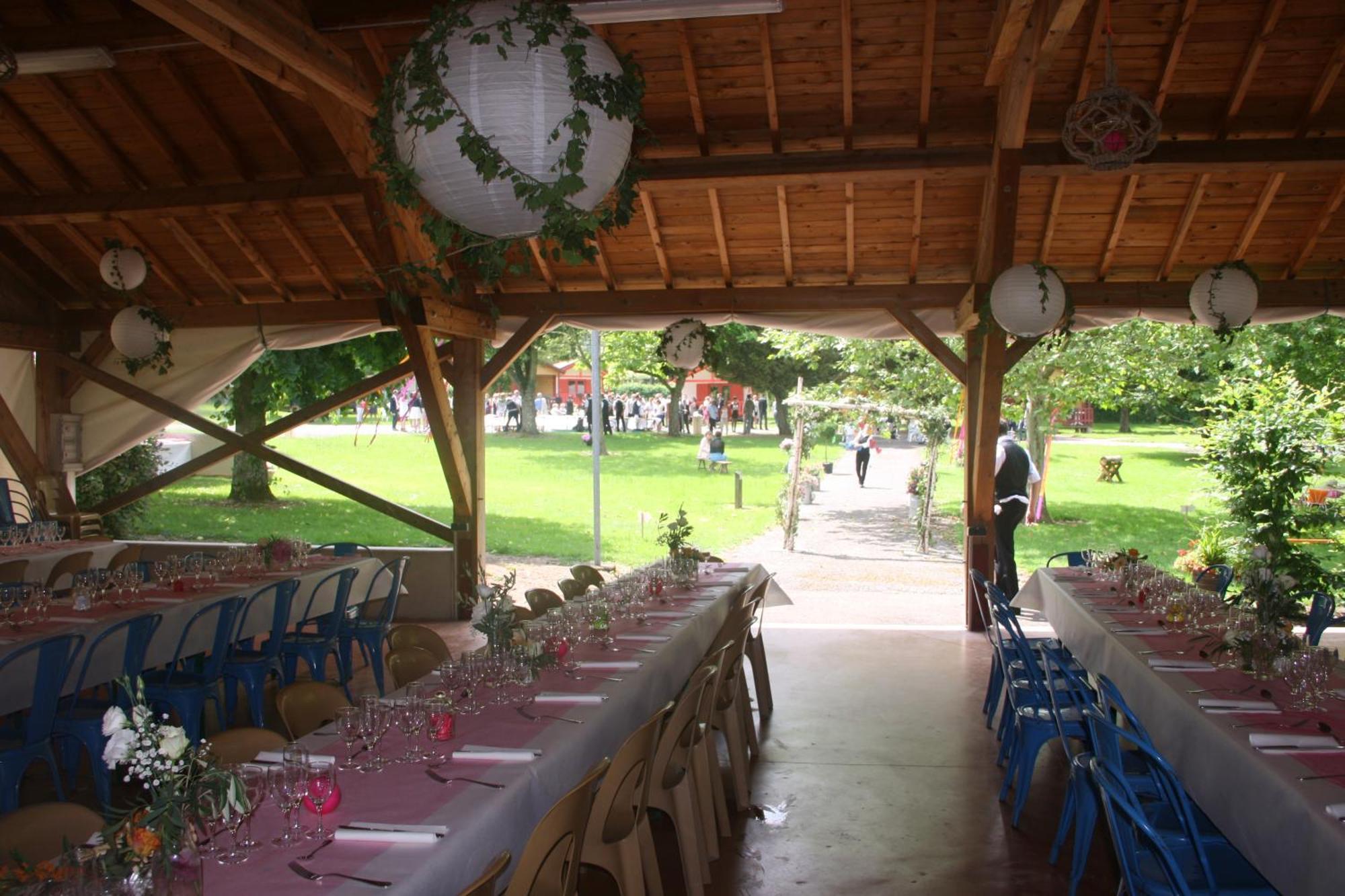 Camping Les Feuilles Chauffailles エクステリア 写真