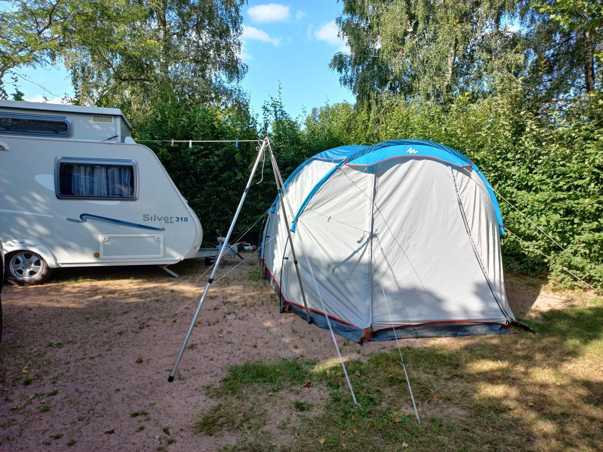 Camping Les Feuilles Chauffailles エクステリア 写真